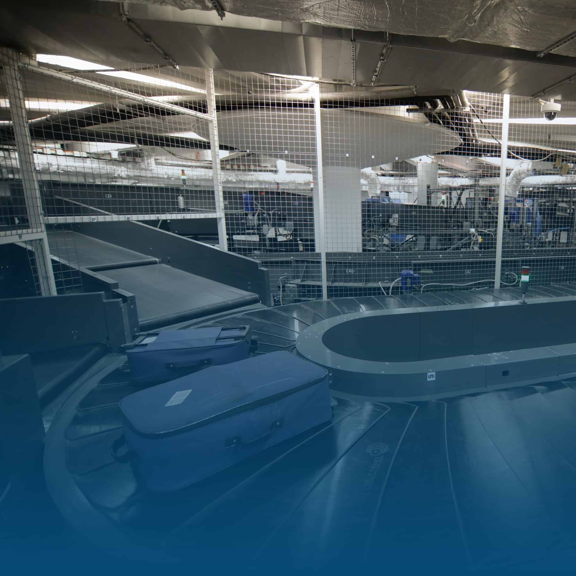 5 essential things about security and compliance in critical systems